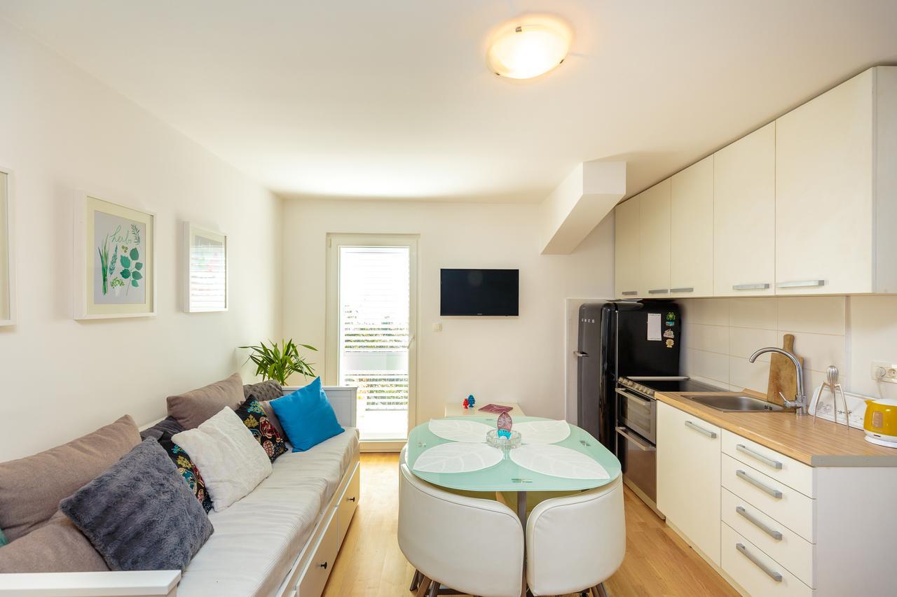 Two Bedroom Sunny Suite Dubrovnik Bagian luar foto